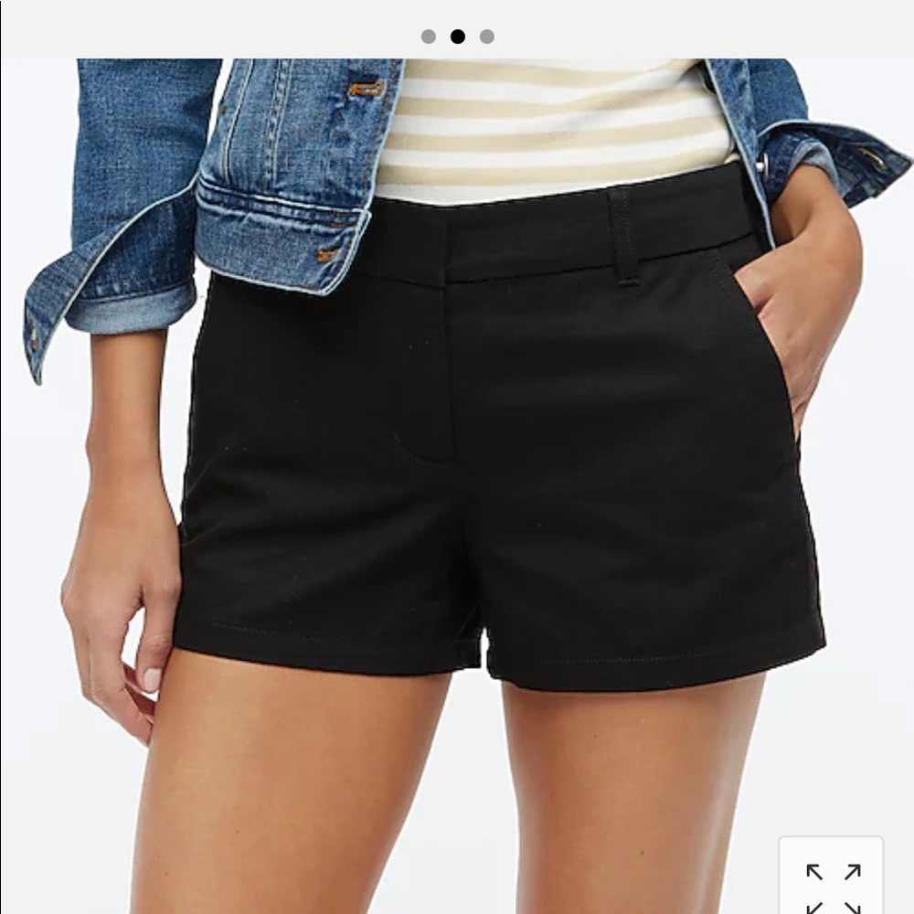 J. Crew Factory Cotton Chino Broken In Mid Rise Shorts Front and Back Pockets ⬛️